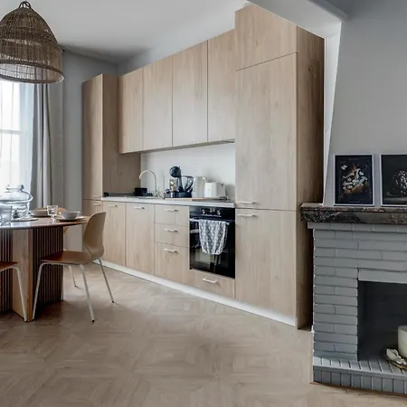 Sofia's Elegant Urban Retreat